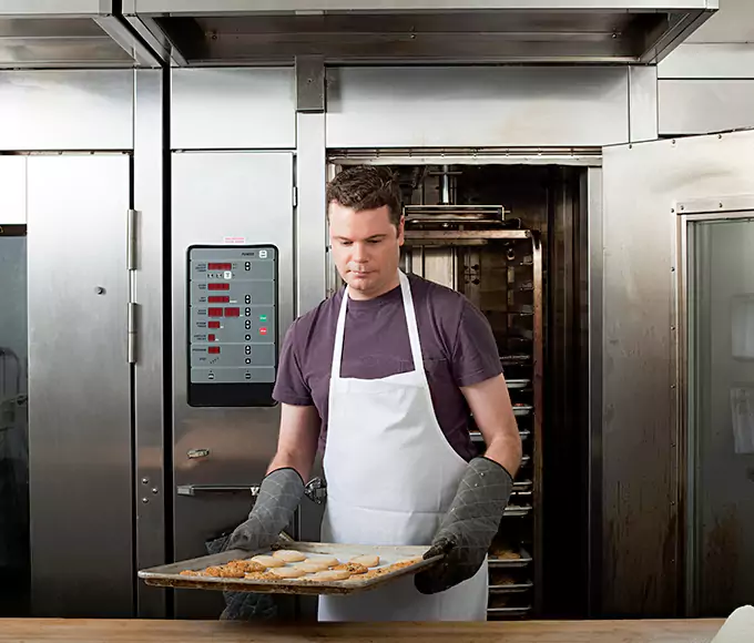 Why Dorchester Center, MA Kitchens Trust Dorchester Center Appliance Pro for Commercial Oven Repair?